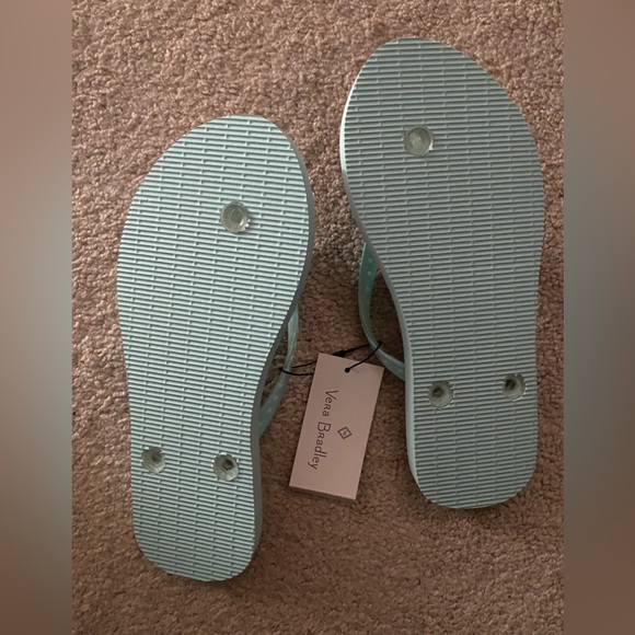 “Vera Bradley” Flip-Flops (NWT) Women’s Size Small (5-6) - Picture 9 of 11